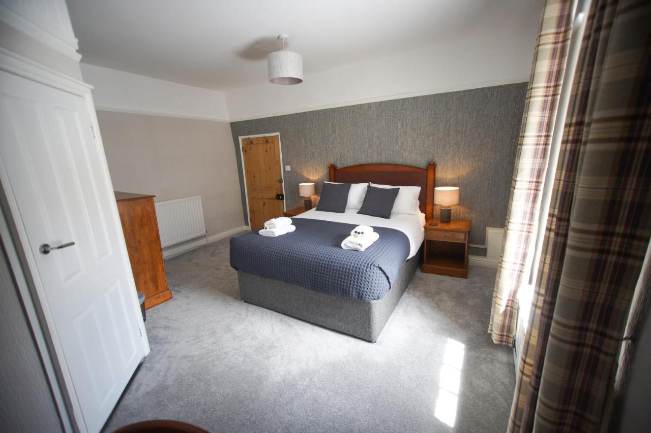 The Dudley Arms Hotel Llandrillo Luaran gambar
